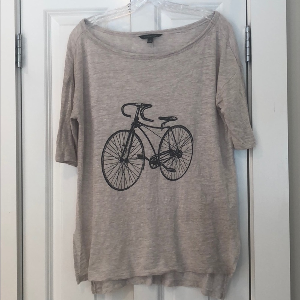 Banana Republic Gray Short Sleeve Tee with Bicycle Print